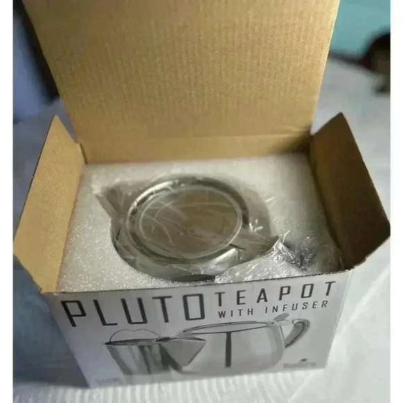 Tealyra Pluto Teapot With Infuser Silver 540 ML 18.2 FL OZ New In Box - Picture 4 of 7